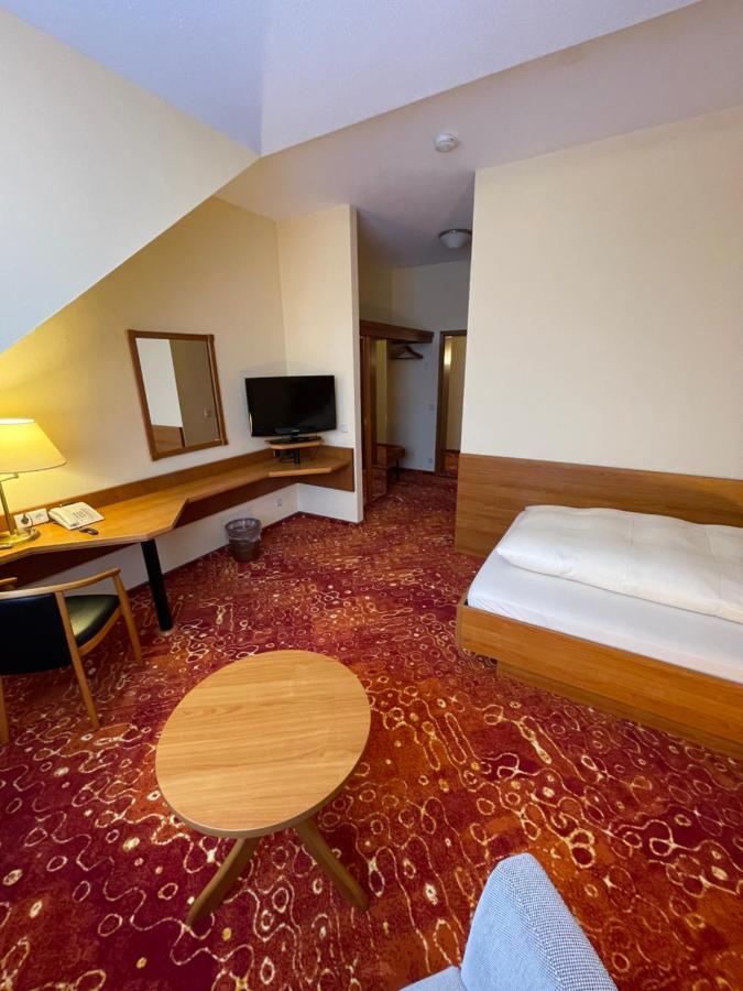 Hotel Restaurant Fischer Remscheid Buitenkant foto