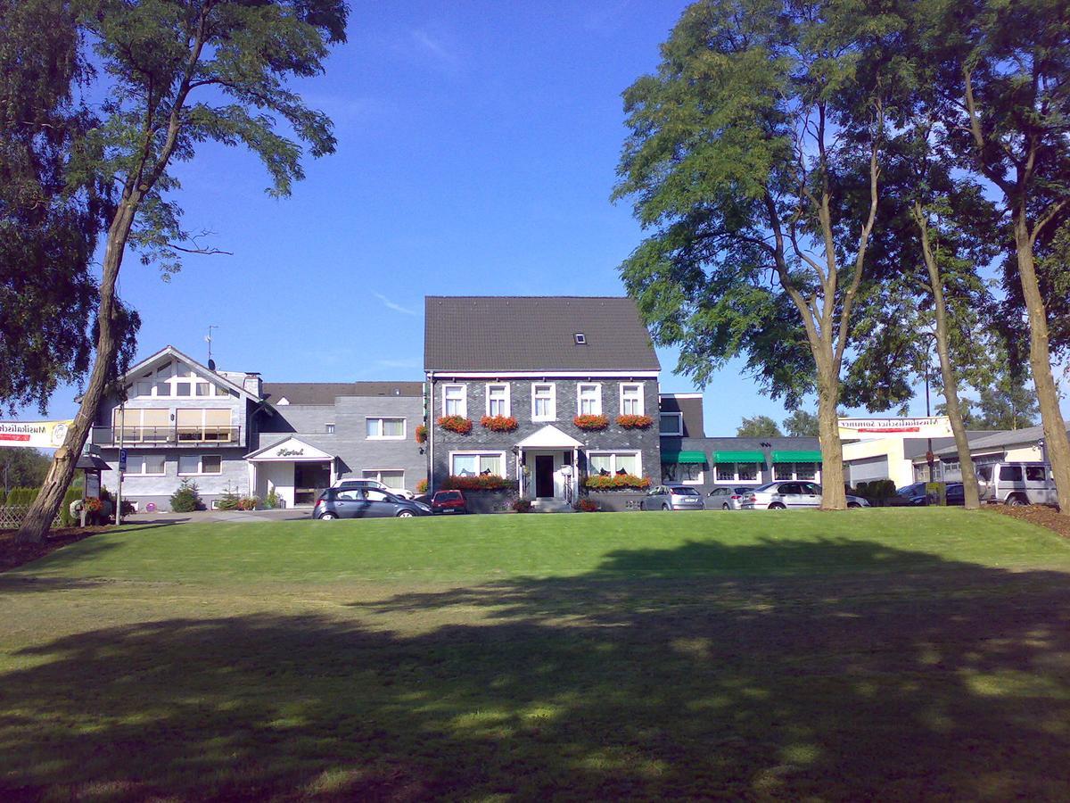 Hotel Restaurant Fischer Remscheid Buitenkant foto