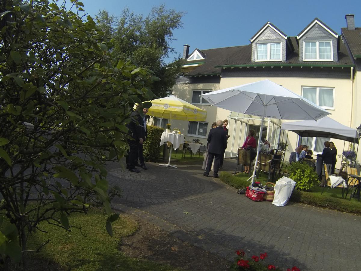 Hotel Restaurant Fischer Remscheid Buitenkant foto